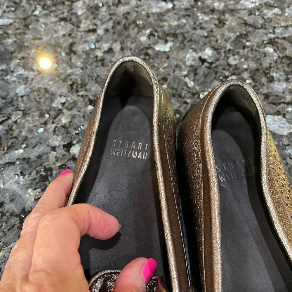 Stuart Weitzman Perforated Pewter/Bronze Leather Loafers/Flats Size 7